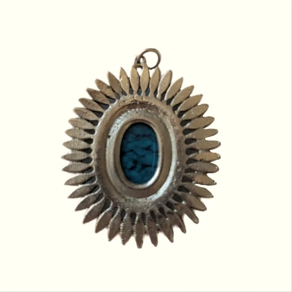 Pendant - Picture 2 of 3